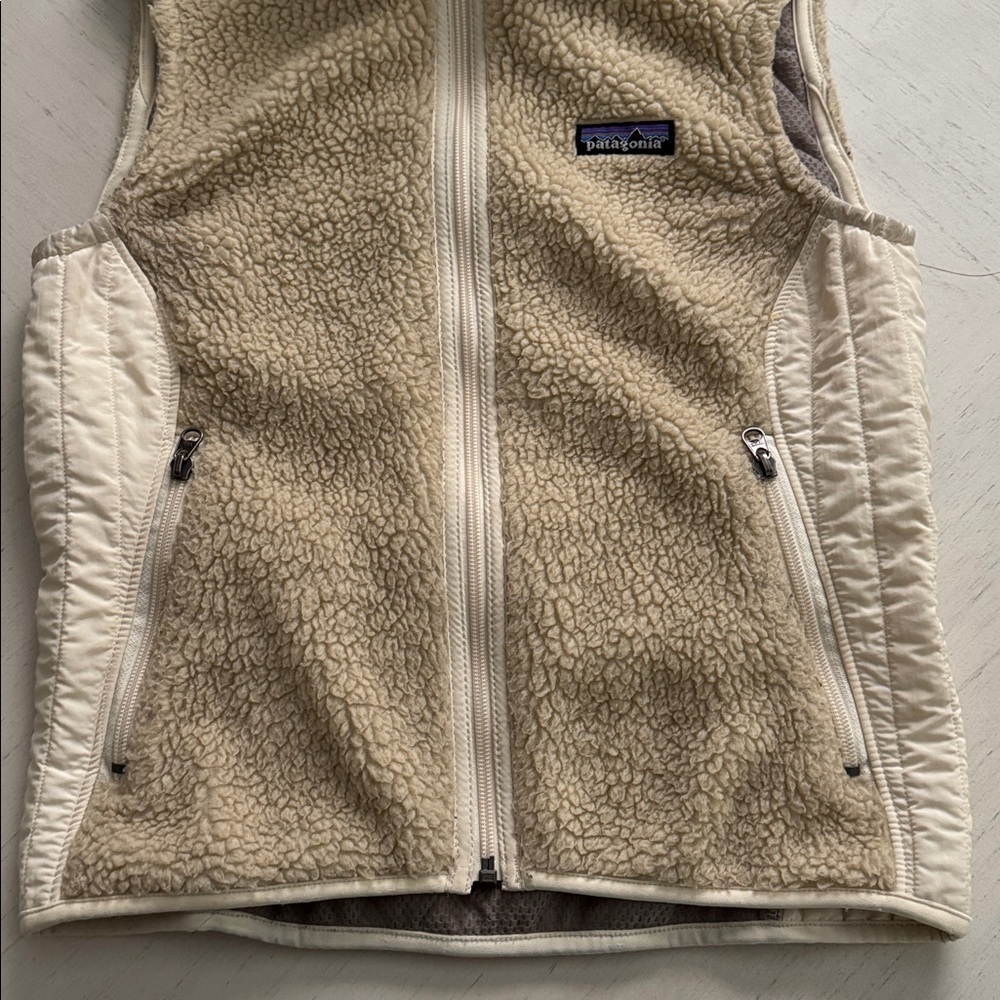 Patagonia Women's Retro X Size Small Vest - Picture 3 of 11